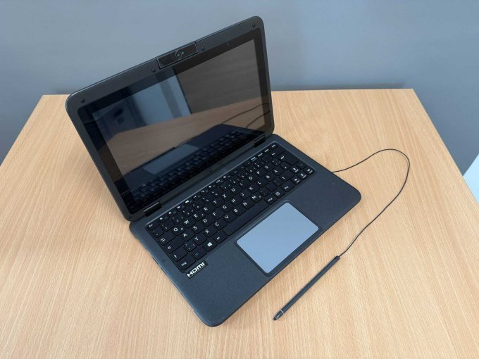 TERRA MOBILE PAD 360-11 N3010 29.5 cm ( 11.6" ) Multi-Touch
Ansicht geöffnet