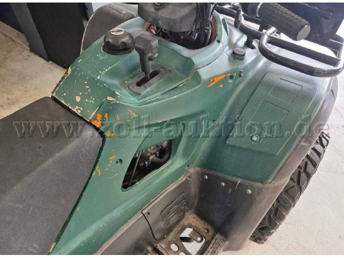 Lackabplatzer vorne rechts