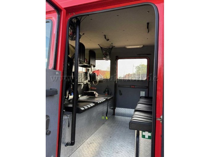 1 TLF 16/25 Mercedes-Benz Daimler-Chrysler 1124 AF mit Schlingmann Aufbau – foto 11 – kavel bij Zoll-Auktion, Saterland