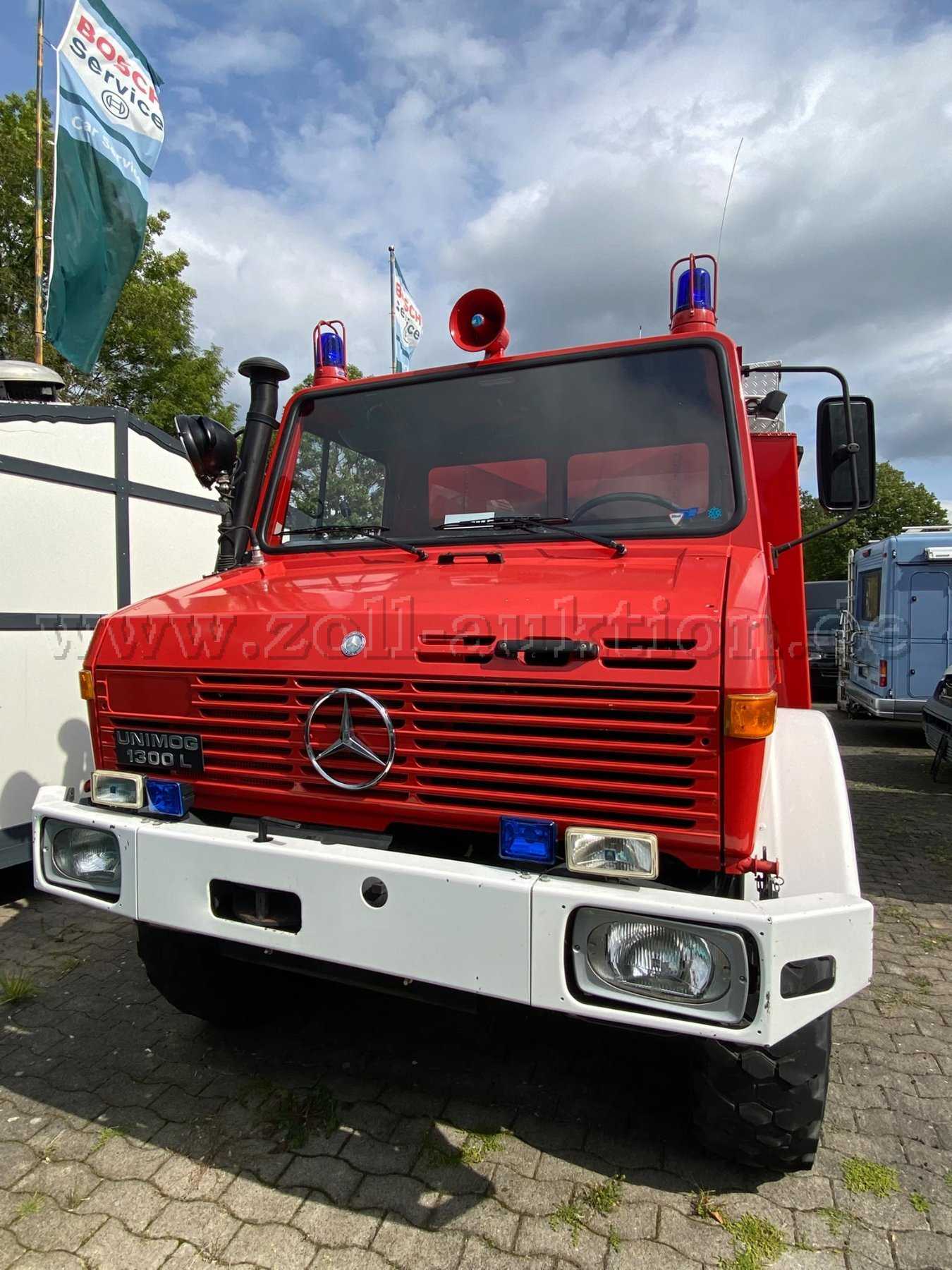 1 TLF 2000 (TLF 8/18) Daimler-Benz Unimog U 1300 L, nástavba Schlingmann