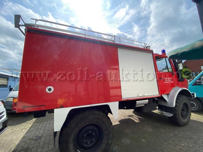 1 TLF 2000 (TLF 8/18) Daimler-Benz Unimog U 1300 L, Aufbau Schlingmann – foto 4 – kavel bij Zoll-Auktion, Versmold