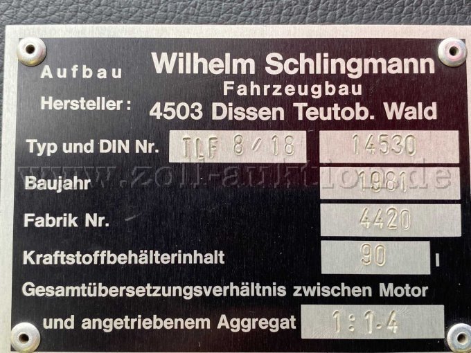Typenschild Aufbau