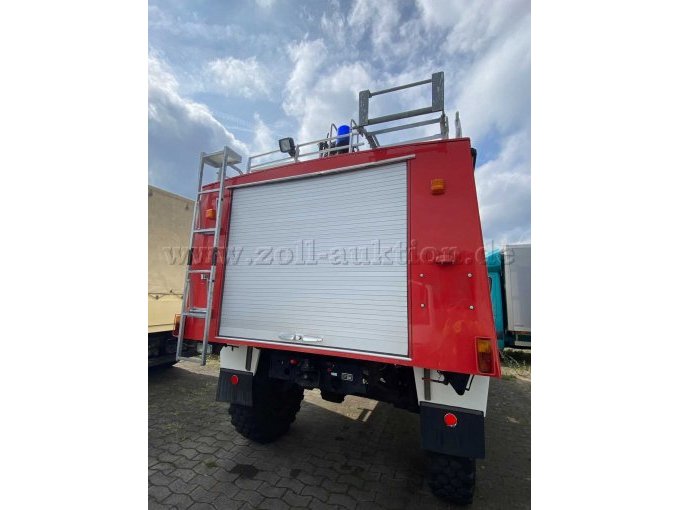 1 TLF 2000 (TLF 8/18) Daimler-Benz Unimog U 1300 L, Aufbau Schlingmann – foto 3 – kavel bij Zoll-Auktion, Versmold