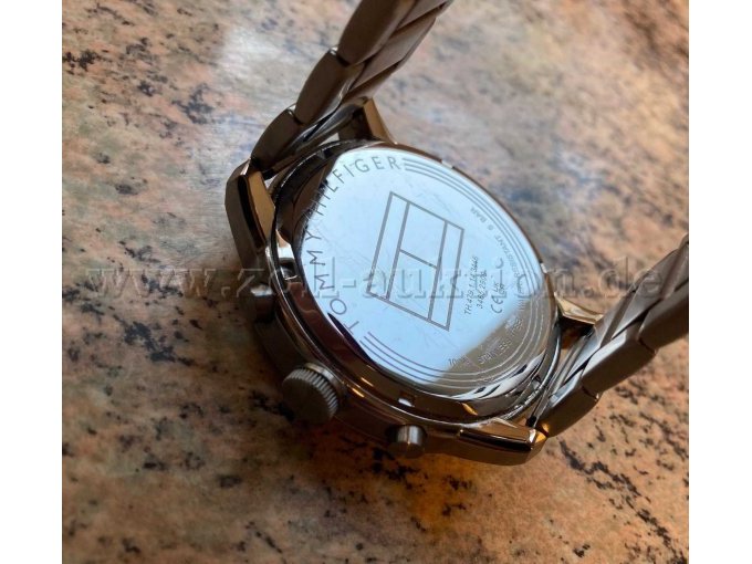 Uhr Rückansicht Gehäuse