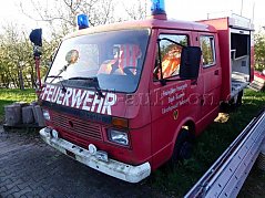 Fahrzeug von vorne limks