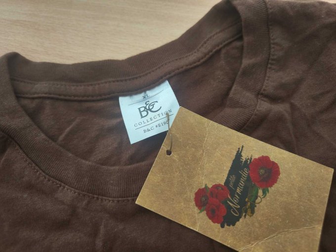 1 T-Shirt, Marke B&C, Größe XL, braun mit Print – foto 3 – kavel bij Zoll-Auktion, Isernhagen