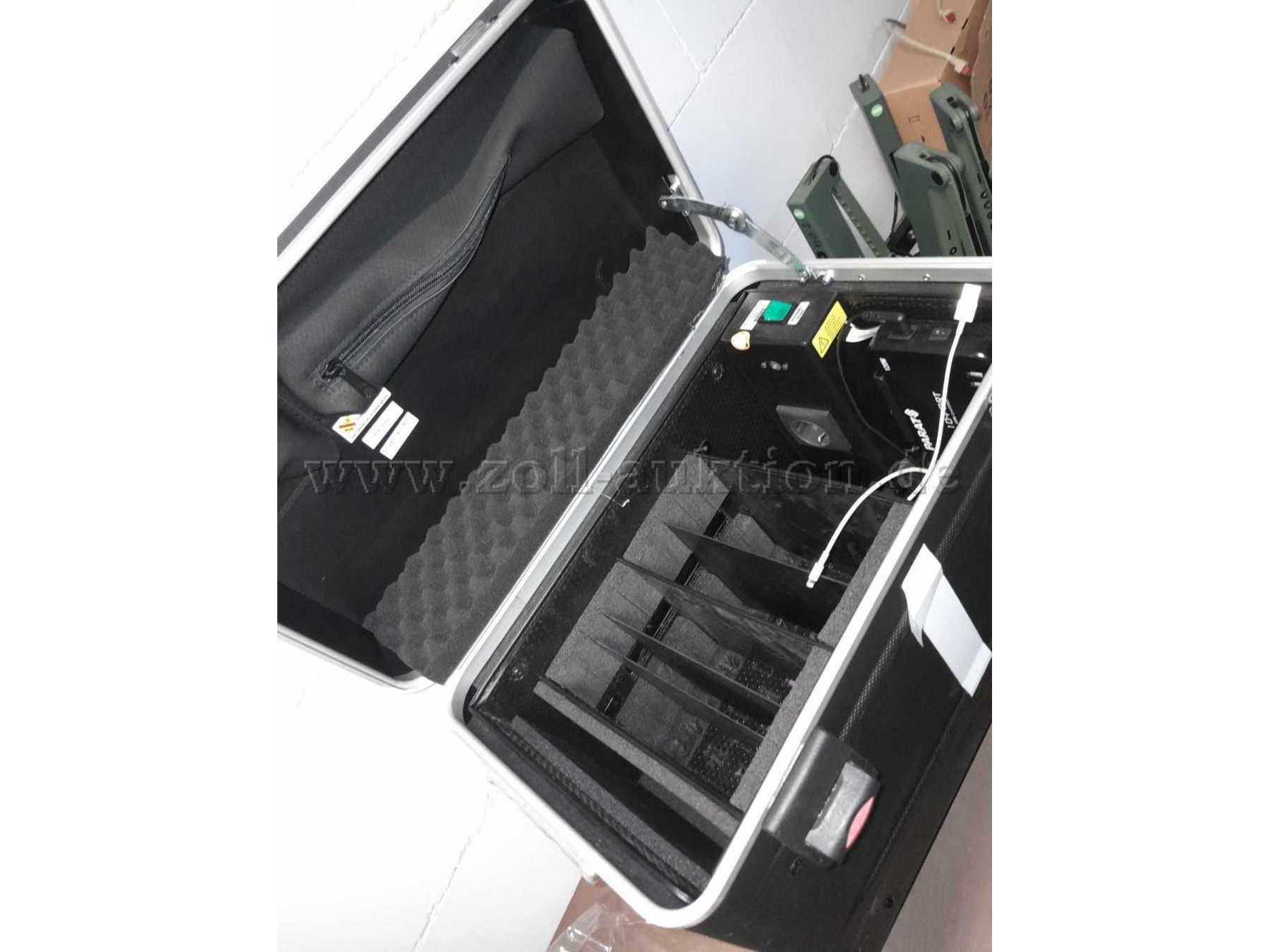 Tabletkoffer (geöffnet)