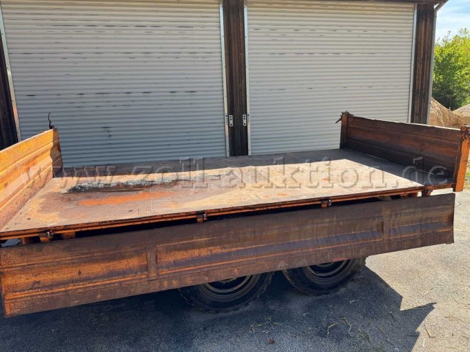 Tandem-Dreiseitenkipper Seitenansicht