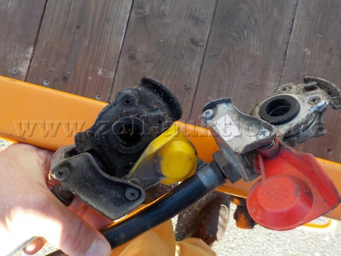 Detailbild Anschlüsse