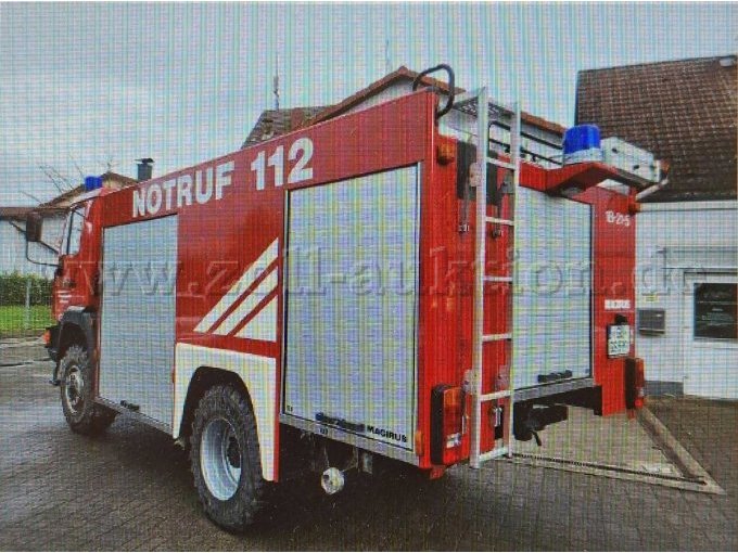 1 Tanklöschfah­rzeug(TLF16/24);MAN Aufbau von Iveco-Magiru­s 8.163 LAEC-LF 4x4 FA – foto 4 – kavel bij Zoll-Auktion, Friedland