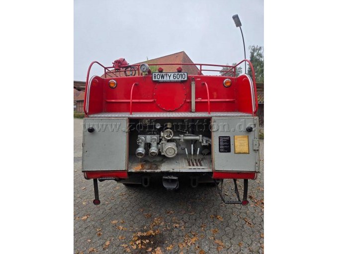 1 Tanklöschfahrzeug Magirus-Deutz TLF 16/24 T – Baujahr 1965 – foto 9 – kavel bij Zoll-Auktion, Visselhövede
