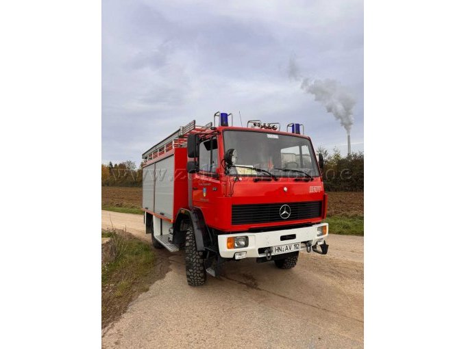 Fahrzeug von Schräg vorne