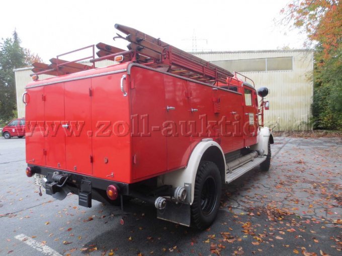 TLF 15 schräg hinten rechts