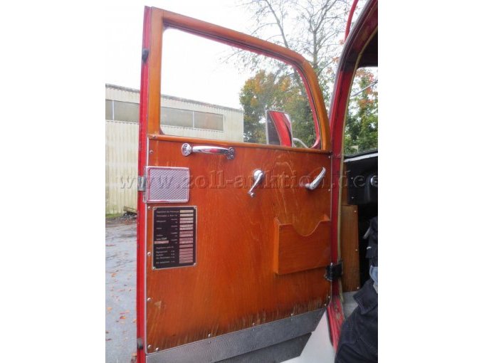 TLF 15 Fahrertür innen