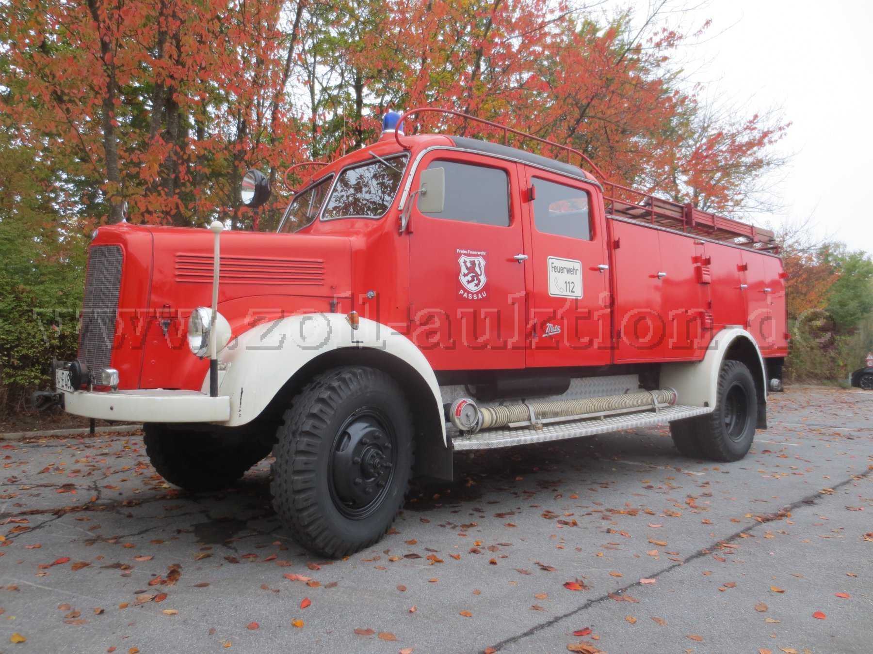 TLF 15 schräg vorne links