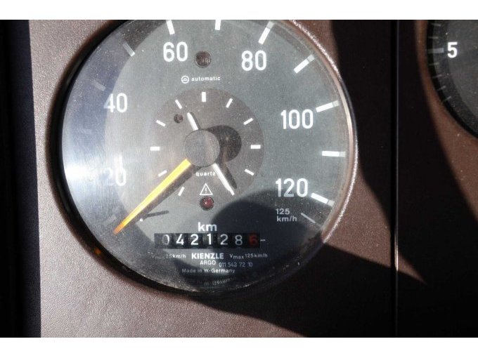 TLF 16/24 - Tacho mit Kilometerstand