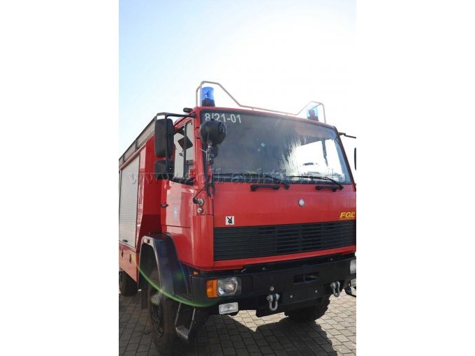 TLF 16/24 - Gesamtansicht vorne