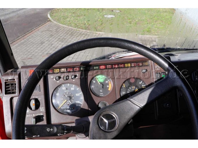 TLF 16/24 - Ansicht Fahrerstand