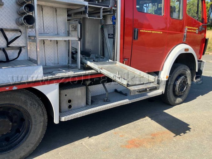 1 Tanklöschfahrzeug TLF 16/25 Daimler-Benz 1222 AF / Ziegler – foto 9 – kavel bij Zoll-Auktion, Saulheim
