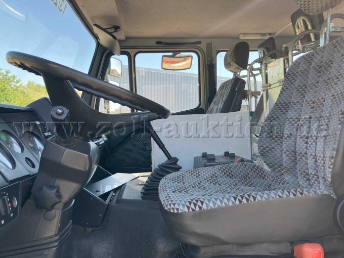 1 Tanklöschfahrzeug TLF 16/25 Daimler-Benz 1222 AF / Ziegler – foto 2 – kavel bij Zoll-Auktion, Saulheim