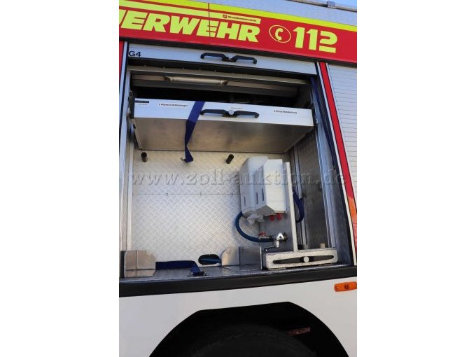 Geräteraum seitlich links