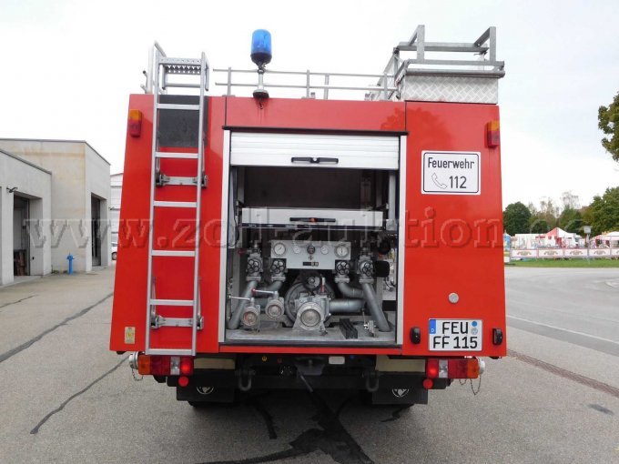 1 tankbluswagen TLF 16/25 van Mercedes-Benz, opgebouwd door Ziegler – foto 4 – kavel bij Zoll-Auktion, Feuchtwangen