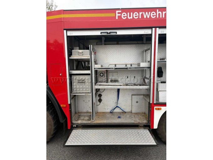 1 Tanklöschfahrzeug TLF 16/25 Tr - Mercedes-Benz 917 AF, Ziegler-Aufbau – foto 6 – kavel bij Zoll-Auktion, Geeste