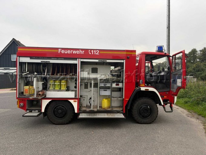 1 Tanklöschfahrzeug TLF 16/25 Tr - Mercedes-Benz 917 AF, Ziegler-Aufbau – foto 3 – kavel bij Zoll-Auktion, Geeste