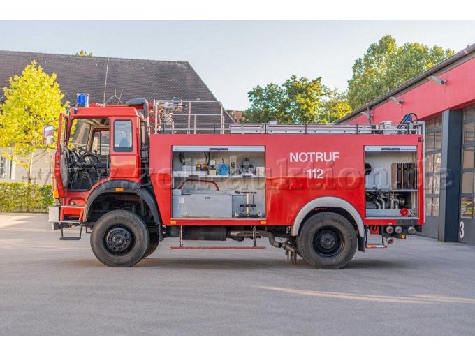 linke Seite geöffnet