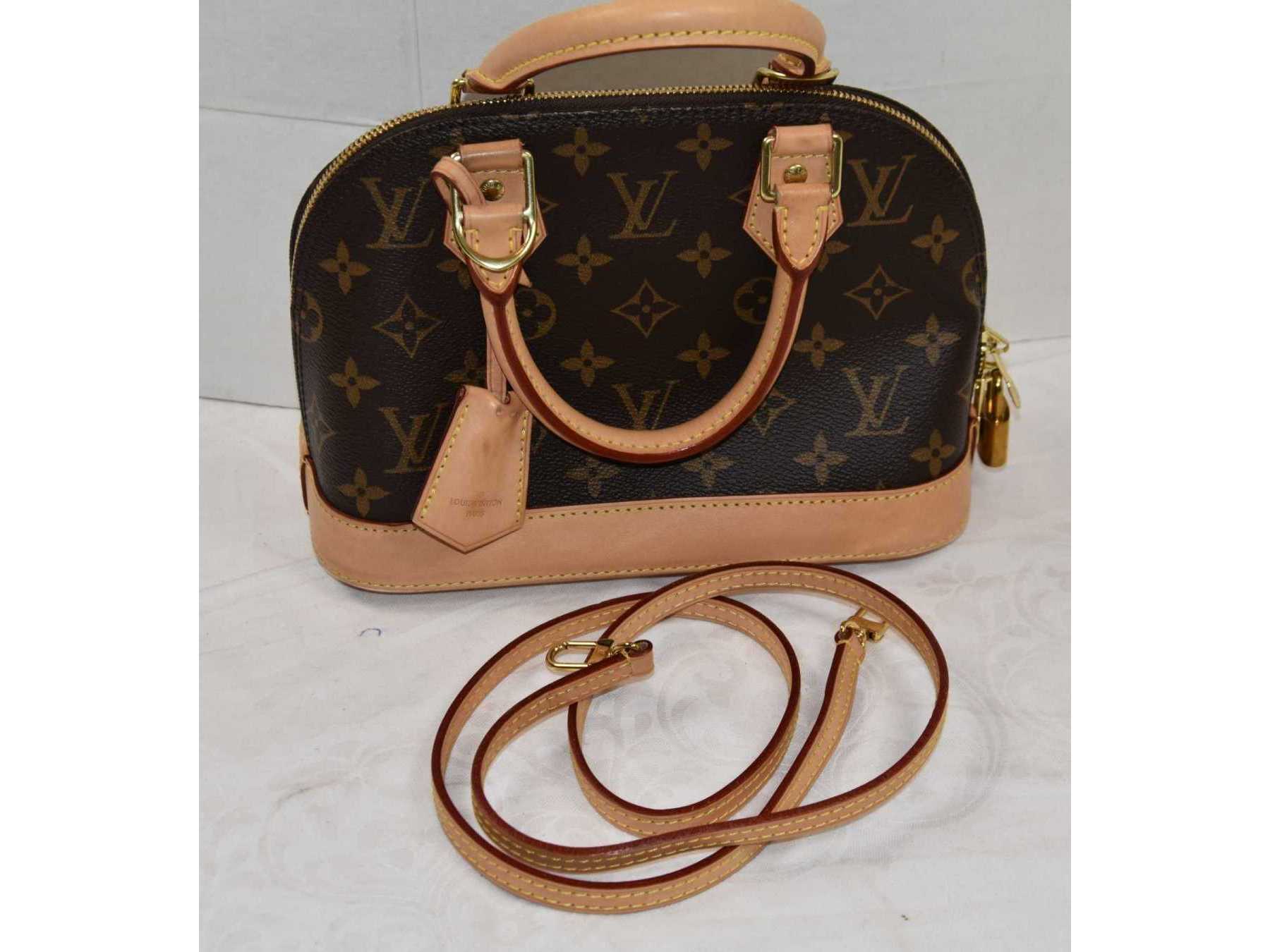 1 Tasche „Louis Vuitton“ Alma BB Monogram Canvas