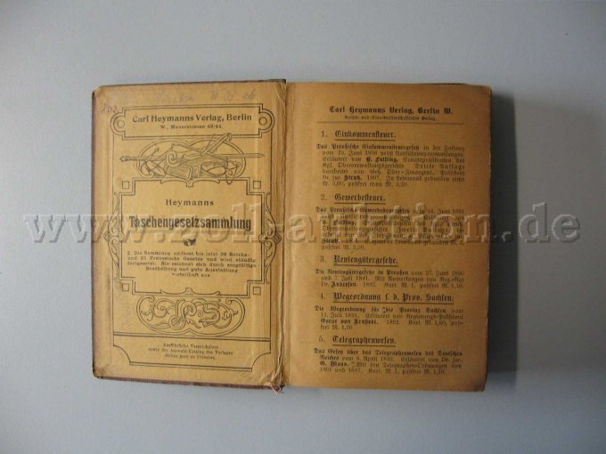 Innenseite Buchdeckel