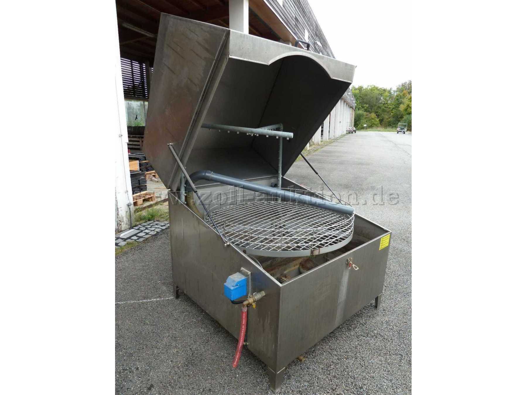 Ansicht vorne rechts offen