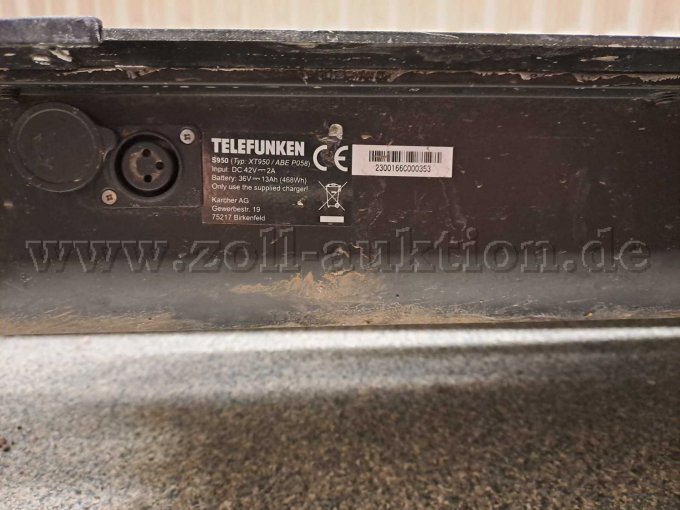 Ladebuchse plus CE-Zeichen