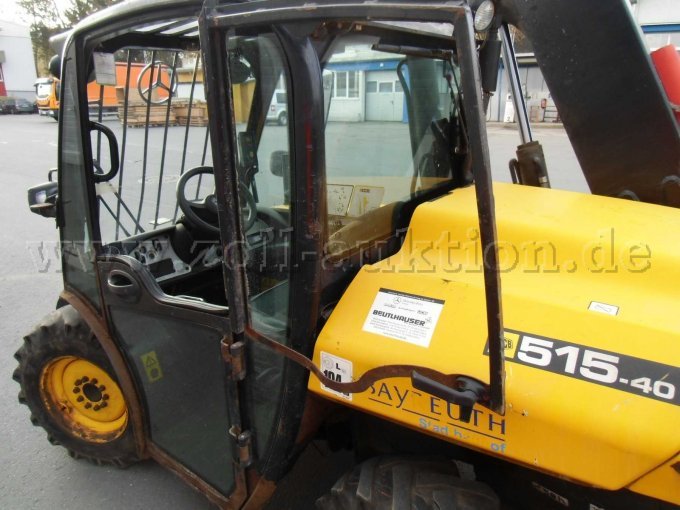 defektes Tür-Oberteil