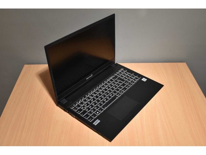 Terra Mobile 1516 – Notebook – 39,6 cm (15.6")
Ansicht geöffnet