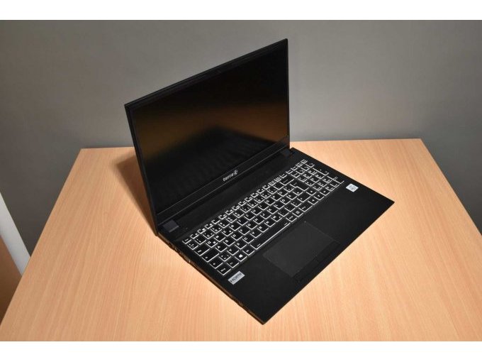 Terra Mobile 1516 – Notebook – 39,6 cm (15.6")
Ansicht geöffnet