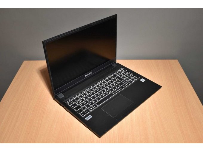 Terra Mobile 1516 – Notebook – 39,6 cm (15.6")
Ansicht geöffnet