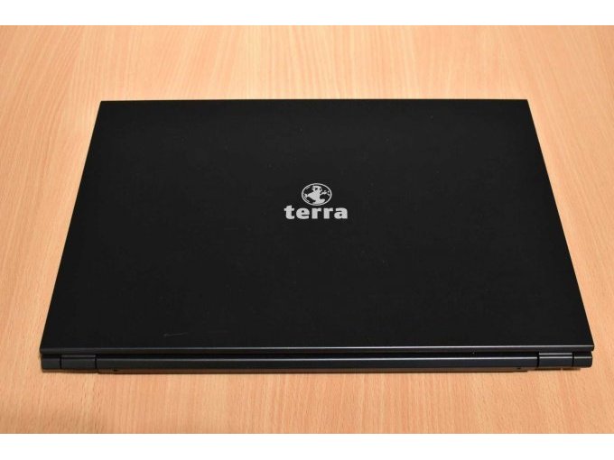 Terra Mobile 1516 – Notebook – 39,6 cm (15.6")
Ansicht geschlossen
