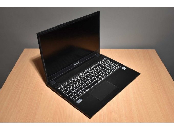 Terra Mobile 1516 – Notebook – 39,6 cm (15.6")
Ansicht geöffnet
