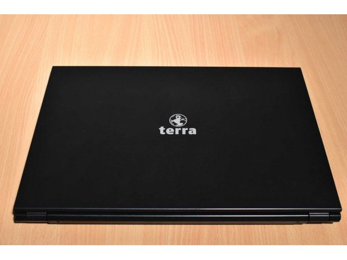 Terra Mobile 1516 – Notebook – 39,6 cm (15.6")
Ansicht geschlossen