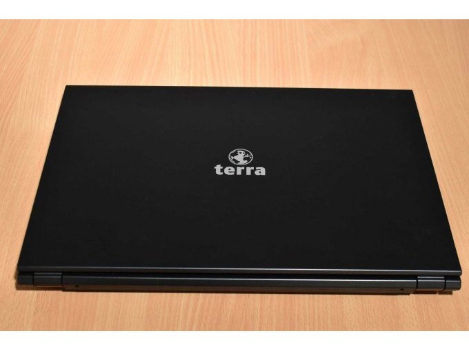 Terra Mobile 1516 – Notebook – 39,6 cm (15.6")
Ansicht geschlossen