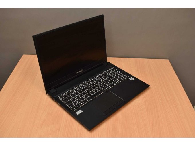 Terra Mobile 1516 – Notebook – 39,6 cm (15.6")
Ansicht geöffnet