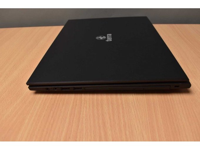 1 Terra Mobile 1516 – Notebook – 39,6 cm (15.6") – foto 4 – kavel bij Zoll-Auktion, Lage
