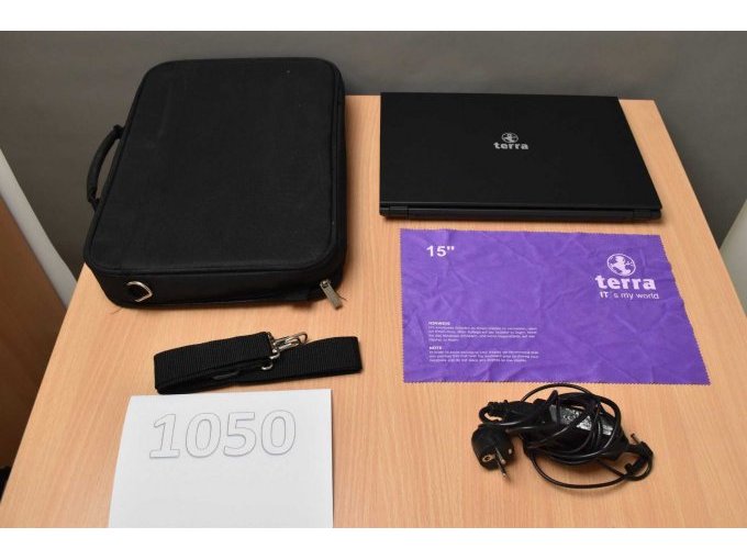 1 Terra Mobile 1516 – laptop – 39,6 cm (15,6") – foto 2 – kavel bij Zoll-Auktion, Lage