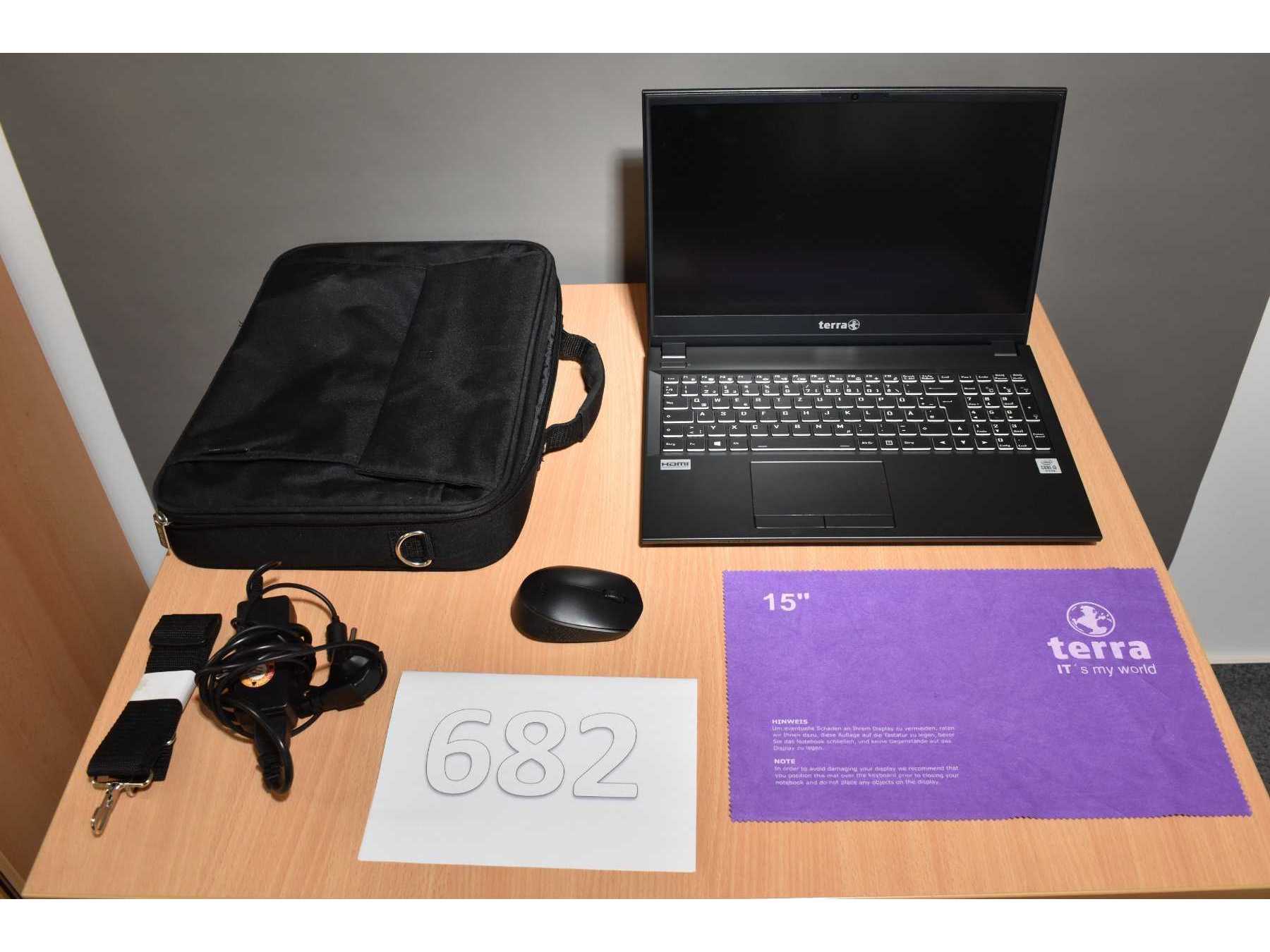 Terra Mobile 1516 – Notebook – 39,6 cm (15.6")
Gesamtansicht