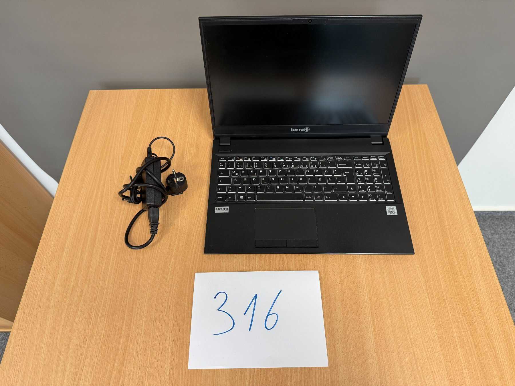 Terra Mobile 1516 – Notebook – 39,6 cm (15.6")
Gesamtansicht