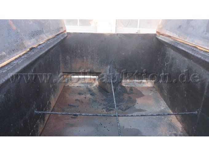 Thermocontainer Innenansicht, Deckel geöffnet