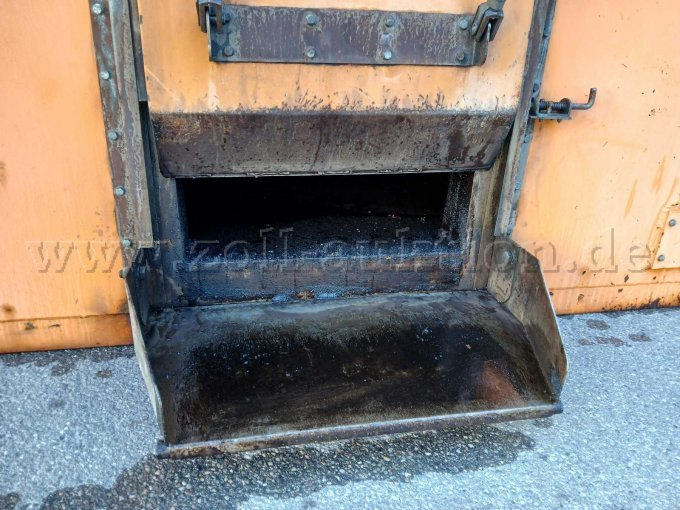 amtec Asphaltbox - Auslaufschütte