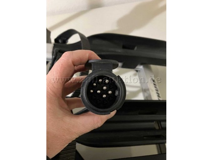 Anschlussstecker 13-polig