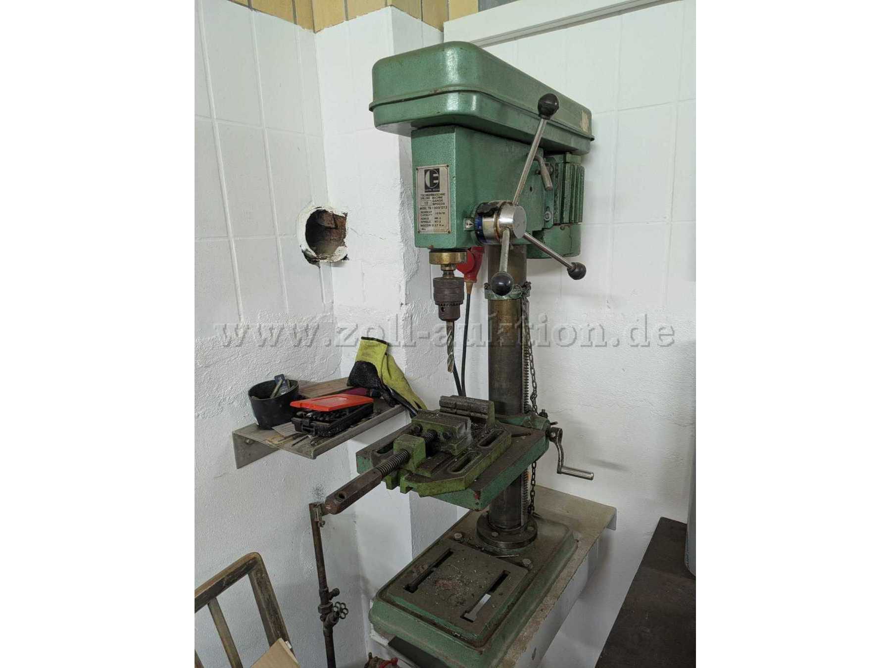 Tischbohrmaschine